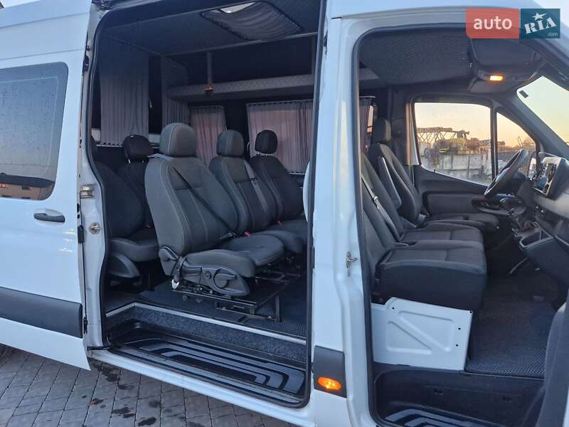 Грузопассажирский фургон Mercedes-Benz Sprinter 2018 в Ивано-Франковске