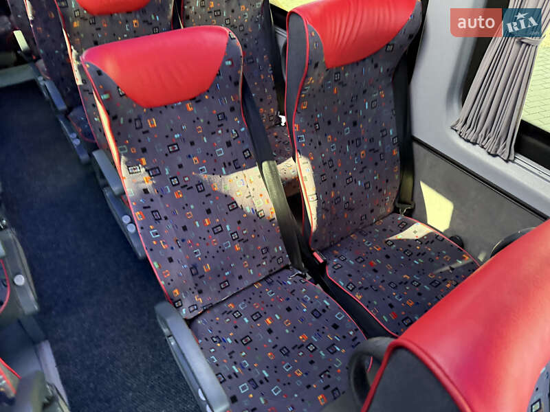 Туристичний / Міжміський автобус Mercedes-Benz Sprinter 2011 в Івано-Франківську