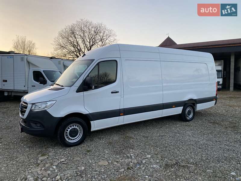 Вантажний фургон Mercedes-Benz Sprinter 2019 в Хусті фото 4 Вантажний фургон Mercedes-Benz Sprinter 2019 в Хусті