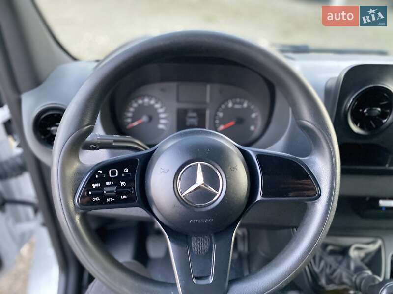 Вантажний фургон Mercedes-Benz Sprinter 2019 в Хусті фото 46 Вантажний фургон Mercedes-Benz Sprinter 2019 в Хусті