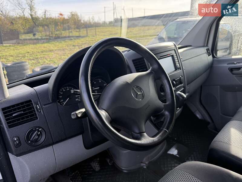 Грузовой фургон Mercedes-Benz Sprinter 2010 в Черновцах фото 14 Грузовой фургон Mercedes-Benz Sprinter 2010 в Черновцах