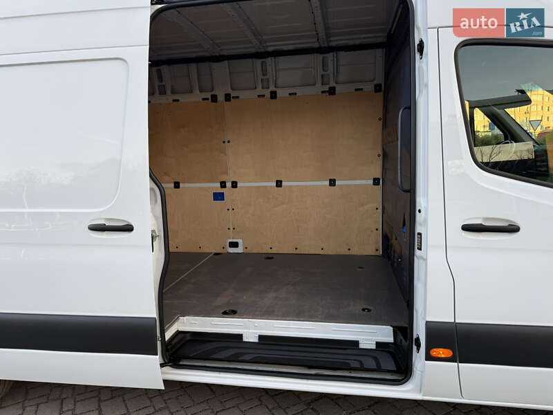 Вантажний фургон Mercedes-Benz Sprinter 2020 в Дубні фото 83 Вантажний фургон Mercedes-Benz Sprinter 2020 в Дубні