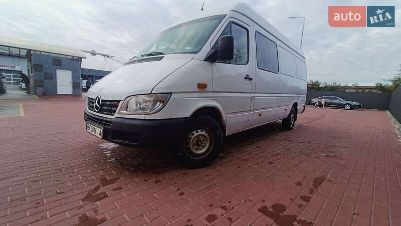 Вантажопасажирський фургон Mercedes-Benz Sprinter 2005 в Сарнах