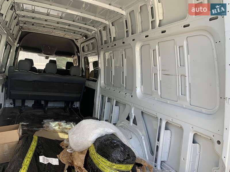 Грузовой фургон Mercedes-Benz Sprinter 2023 в Львове