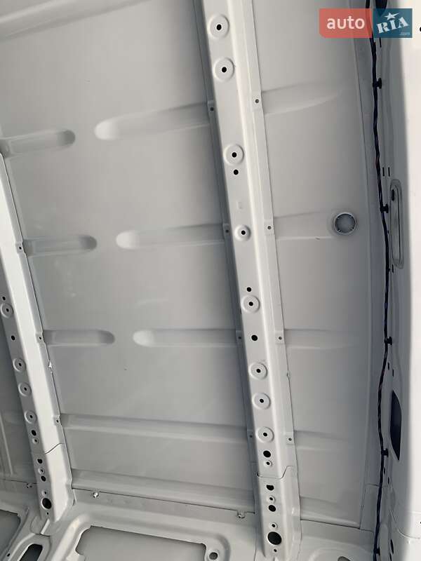 Грузовой фургон Mercedes-Benz Sprinter 2023 в Львове