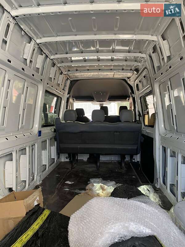 Грузовой фургон Mercedes-Benz Sprinter 2023 в Львове