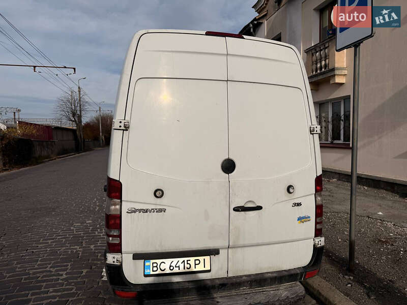Грузовой фургон Mercedes-Benz Sprinter 2013 в Тернополе