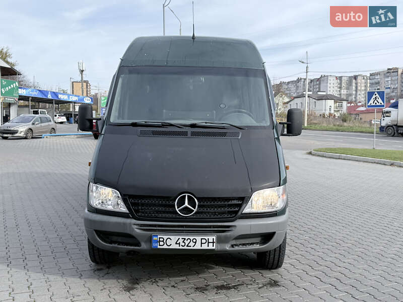 Грузопассажирский фургон Mercedes-Benz Sprinter 2003 в Хмельницком фото 4 Грузопассажирский фургон Mercedes-Benz Sprinter 2003 в Хмельницком