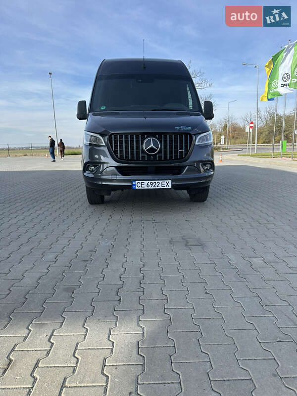 Грузовой фургон Mercedes-Benz Sprinter 2021 в Черновцах