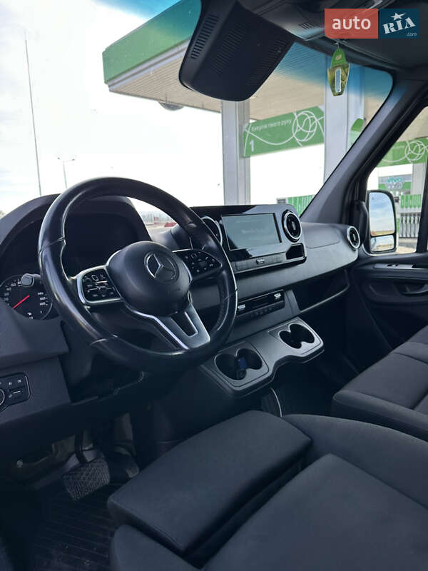 Грузовой фургон Mercedes-Benz Sprinter 2021 в Черновцах