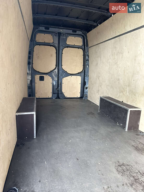 Грузовой фургон Mercedes-Benz Sprinter 2021 в Черновцах