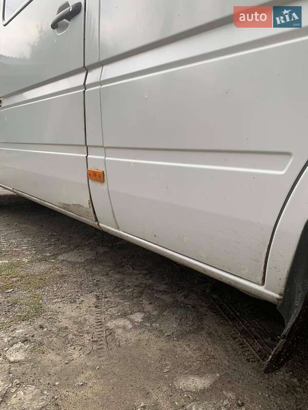 Микроавтобус Mercedes-Benz Sprinter 2005 в Липовце