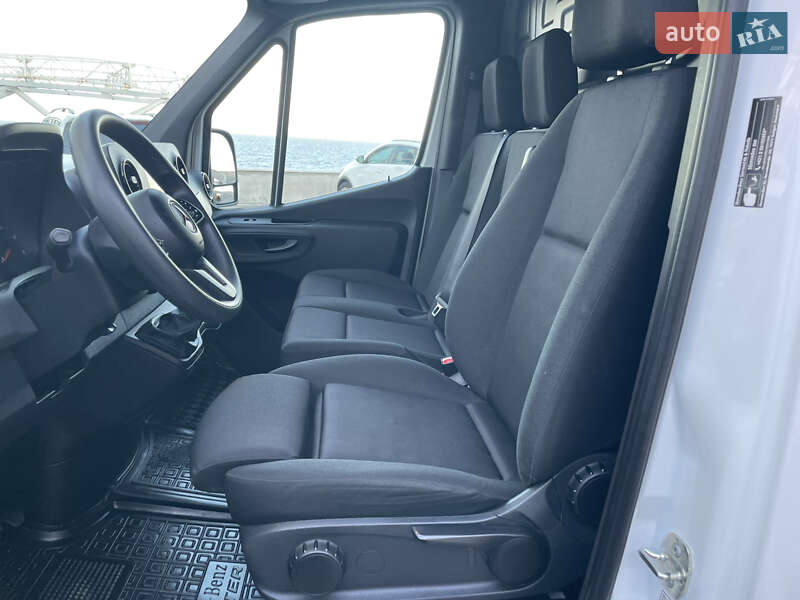 Грузовой фургон Mercedes-Benz Sprinter 2023 в Одессе