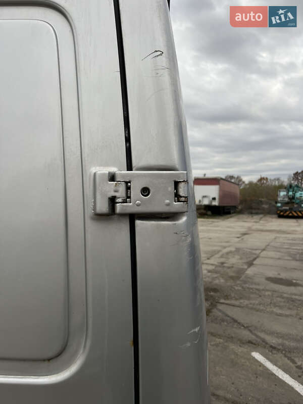 Мінівен Mercedes-Benz Sprinter 2005 в Нововолинську фото 15 Мінівен Mercedes-Benz Sprinter 2005 в Нововолинську