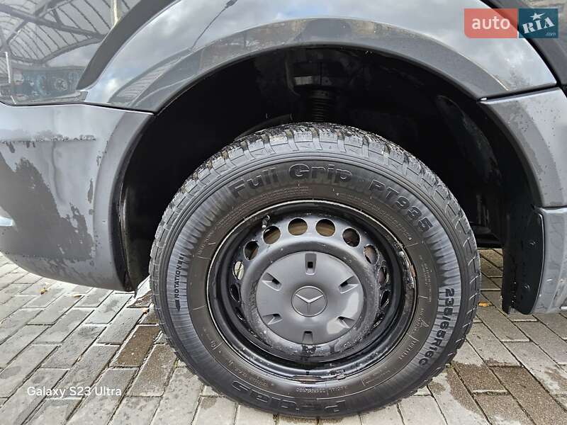 Грузовой фургон Mercedes-Benz Sprinter 2014 в Ивано-Франковске
