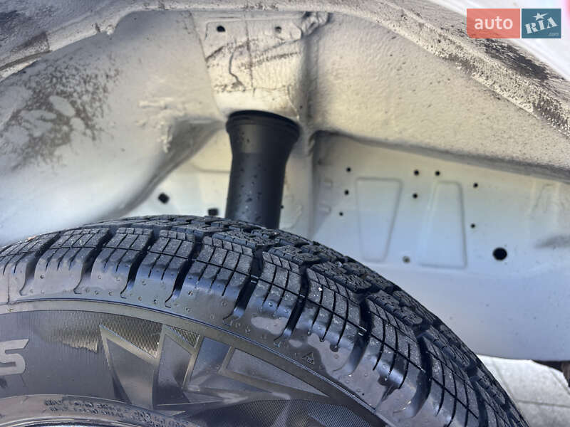 Вантажний фургон Mercedes-Benz Sprinter 2005 в Луцьку