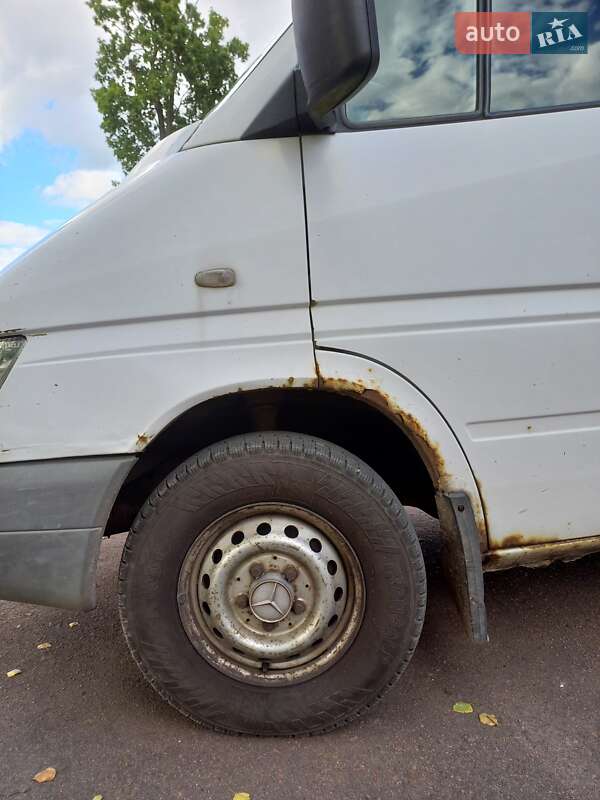 Грузовой фургон Mercedes-Benz Sprinter 2005 в Овруче фото 5 Грузовой фургон Mercedes-Benz Sprinter 2005 в Овруче