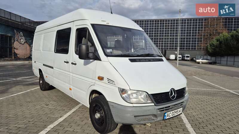 Грузовой фургон Mercedes-Benz Sprinter 2004 в Луцке