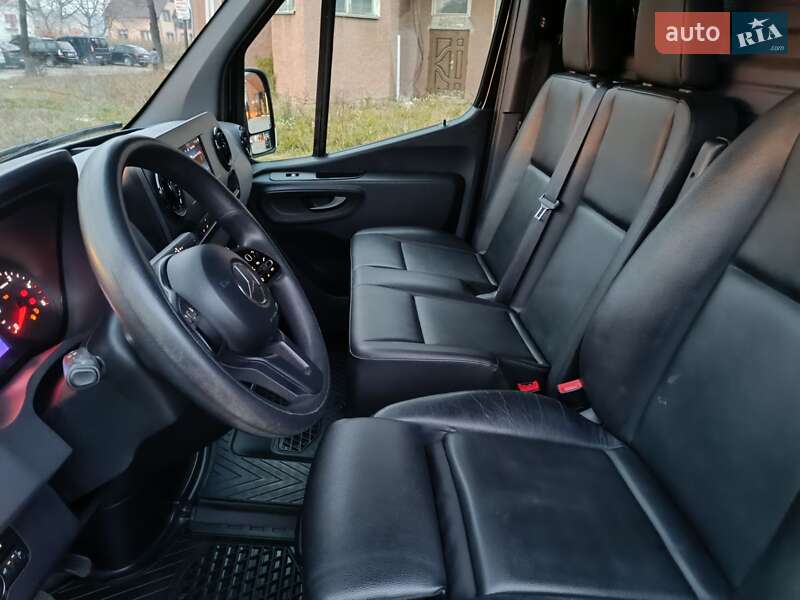 Грузовой фургон Mercedes-Benz Sprinter 2019 в Коломые фото 51 Грузовой фургон Mercedes-Benz Sprinter 2019 в Коломые