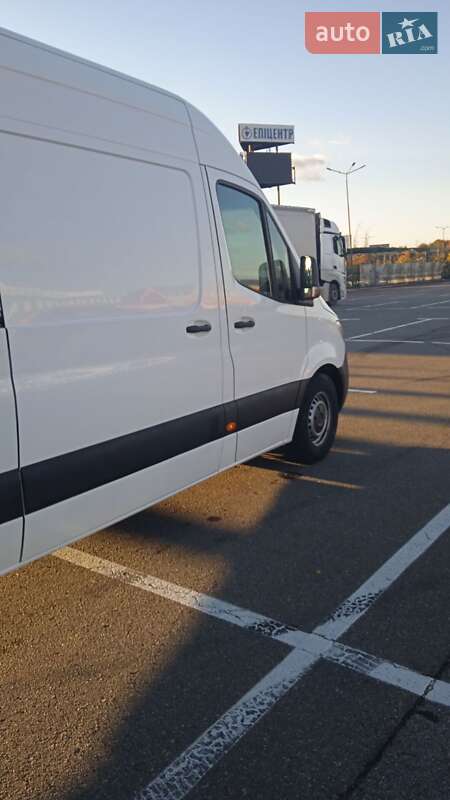 Грузовой фургон Mercedes-Benz Sprinter 2019 в Львове