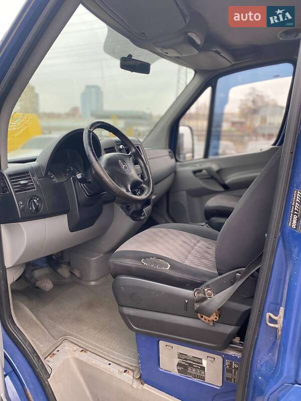 Грузопассажирский фургон Mercedes-Benz Sprinter 2007 в Киеве