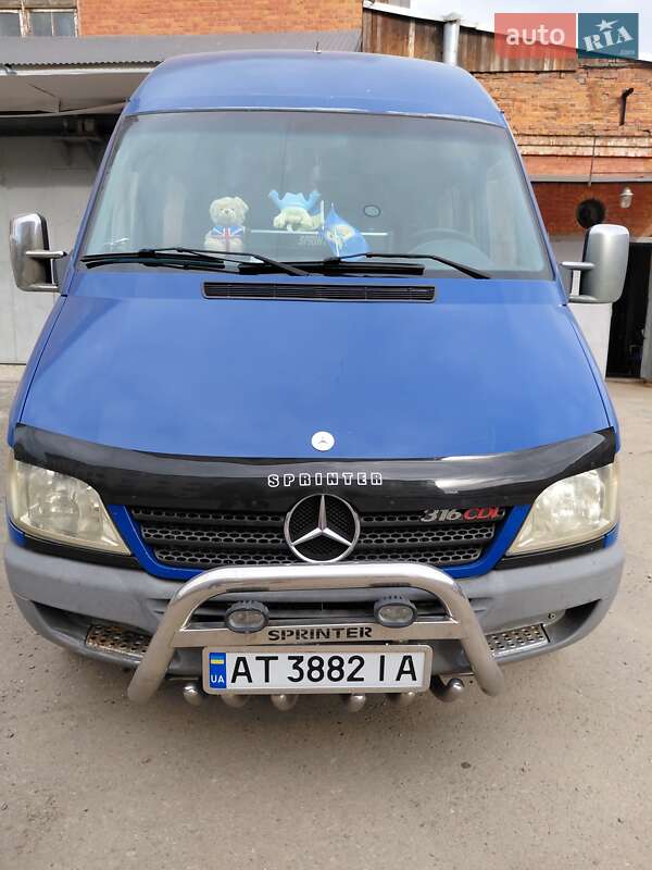 Mercedes-Benz Sprinter 2004 Mercedes-Benz Sprinter 2004