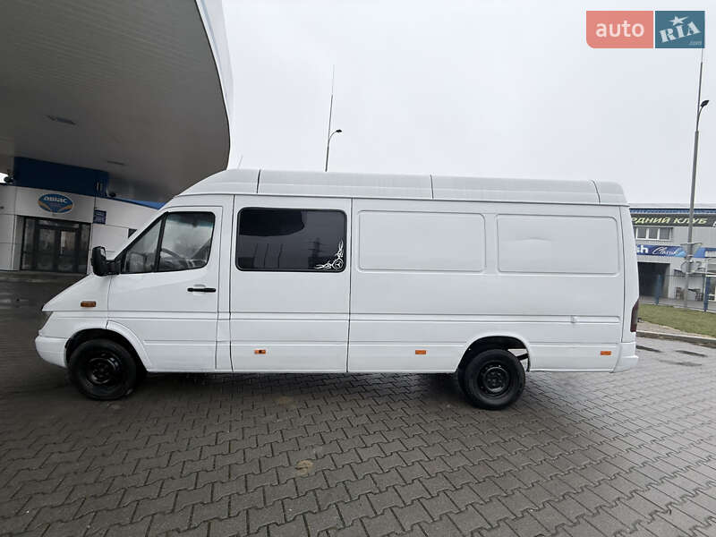 Грузопассажирский фургон Mercedes-Benz Sprinter 2005 в Хмельницком фото 16 Грузопассажирский фургон Mercedes-Benz Sprinter 2005 в Хмельницком