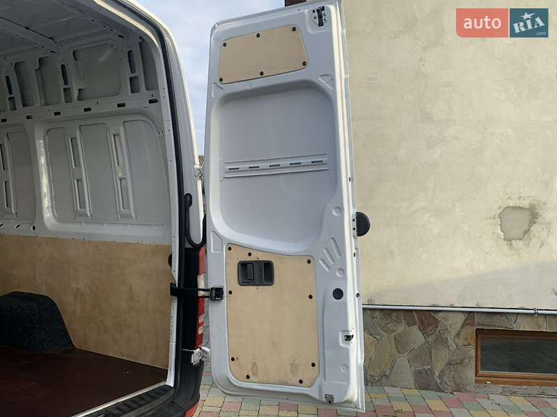 Грузопассажирский фургон Mercedes-Benz Sprinter 2016 в Стрые фото 28 Грузопассажирский фургон Mercedes-Benz Sprinter 2016 в Стрые