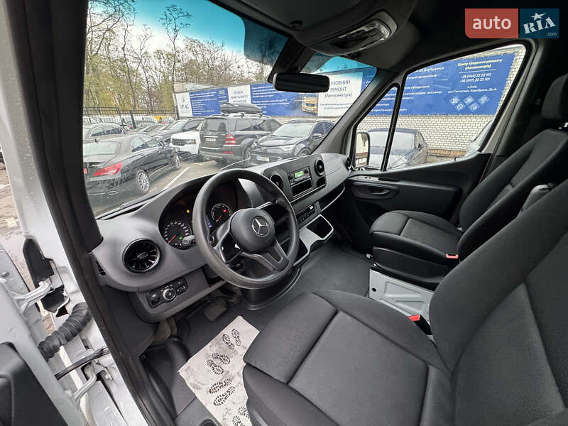 Грузовой фургон Mercedes-Benz Sprinter 2022 в Киеве фото 15 Грузовой фургон Mercedes-Benz Sprinter 2022 в Киеве