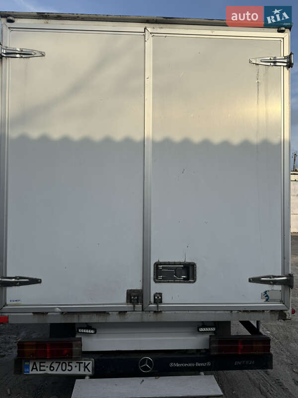 Грузовой фургон Mercedes-Benz Sprinter 2004 в Днепре фото 6 Грузовой фургон Mercedes-Benz Sprinter 2004 в Днепре