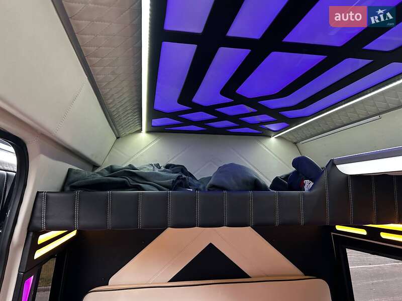 Вантажний фургон Mercedes-Benz Sprinter 2019 в Чернівцях фото 11 Вантажний фургон Mercedes-Benz Sprinter 2019 в Чернівцях