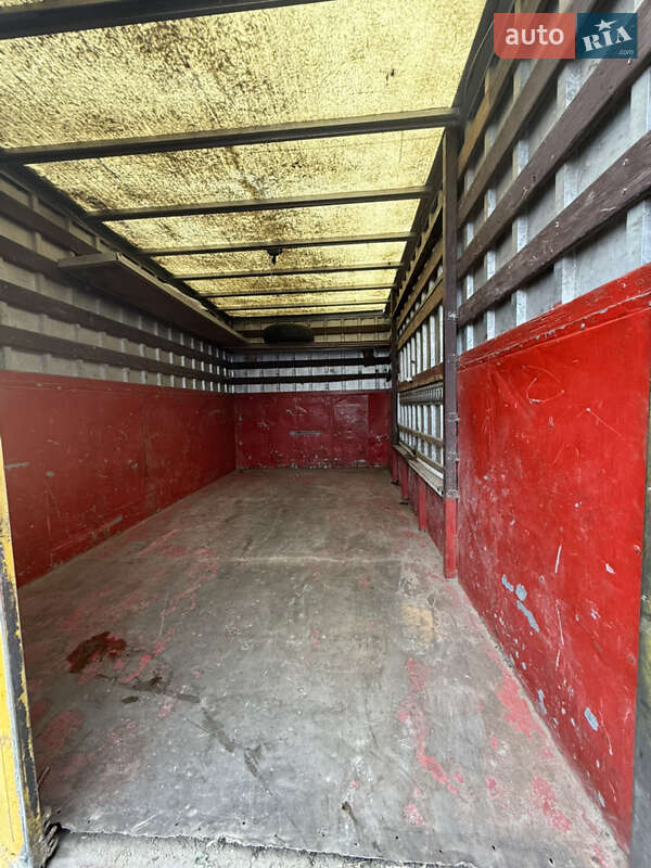 Грузовой фургон Mercedes-Benz Sprinter 1994 в Львове