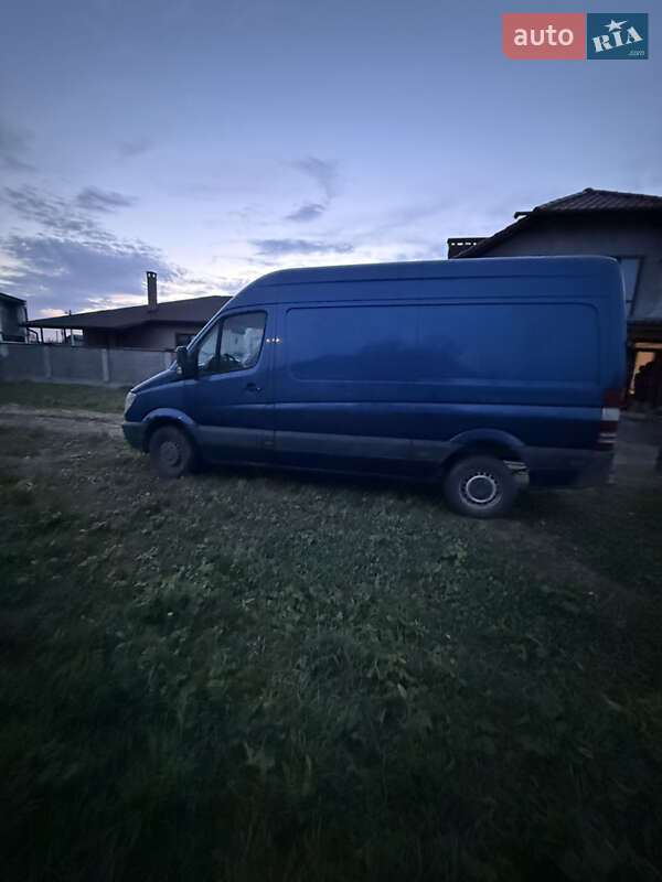Мікроавтобус вантажний (до 3,5т) Mercedes-Benz Sprinter 2007 в Ужгороді фото 3 Мікроавтобус вантажний (до 3,5т) Mercedes-Benz Sprinter 2007 в Ужгороді
