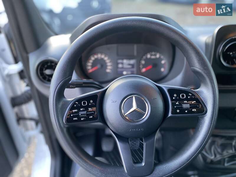 Грузовой фургон Mercedes-Benz Sprinter 2022 в Хусте фото 55 Грузовой фургон Mercedes-Benz Sprinter 2022 в Хусте