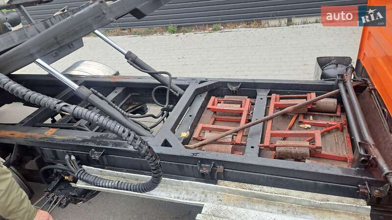 Эвакуатор Mercedes-Benz Sprinter 2006 в Борисполе