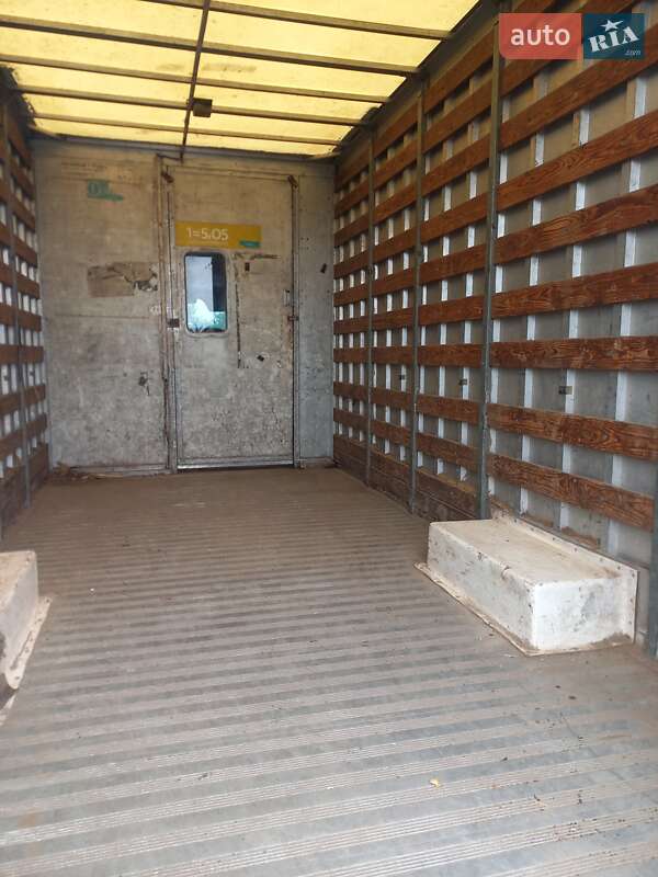 Вантажний фургон Mercedes-Benz Sprinter 1996 в Дрогобичі