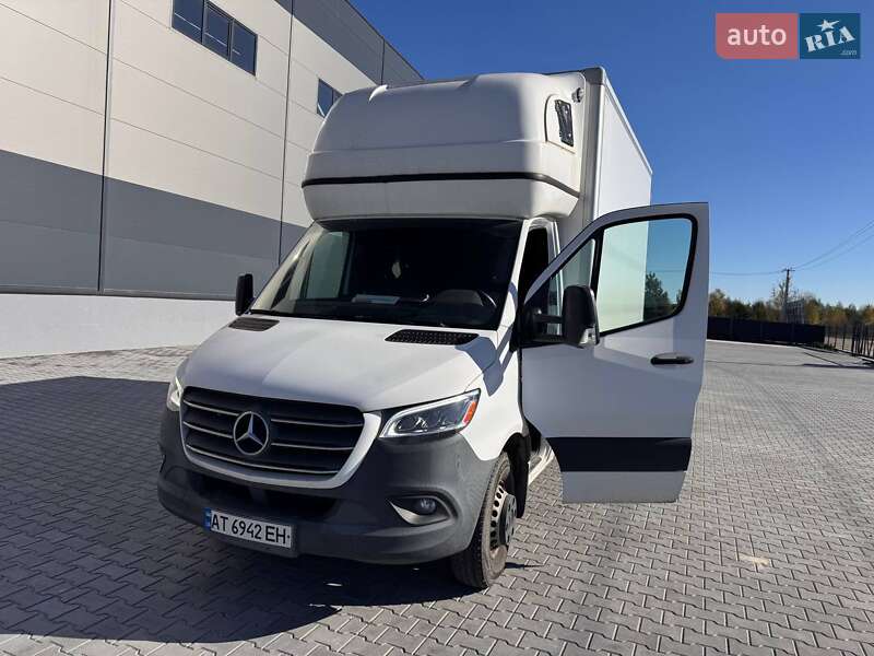 Микроавтобус грузовой (до 3,5т) Mercedes-Benz Sprinter 2019 в Львове