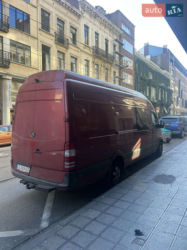 Універсал Mercedes-Benz Sprinter 2011 в Чернівцях