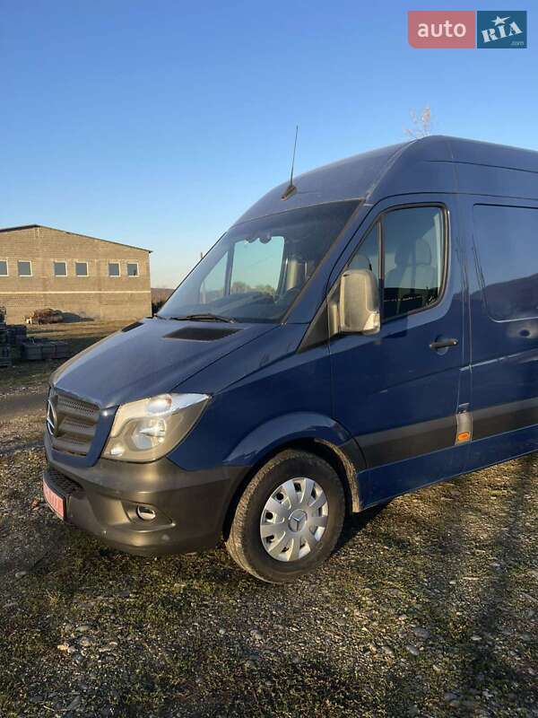 Грузовой фургон Mercedes-Benz Sprinter 2017 в Виноградове фото 3 Грузовой фургон Mercedes-Benz Sprinter 2017 в Виноградове