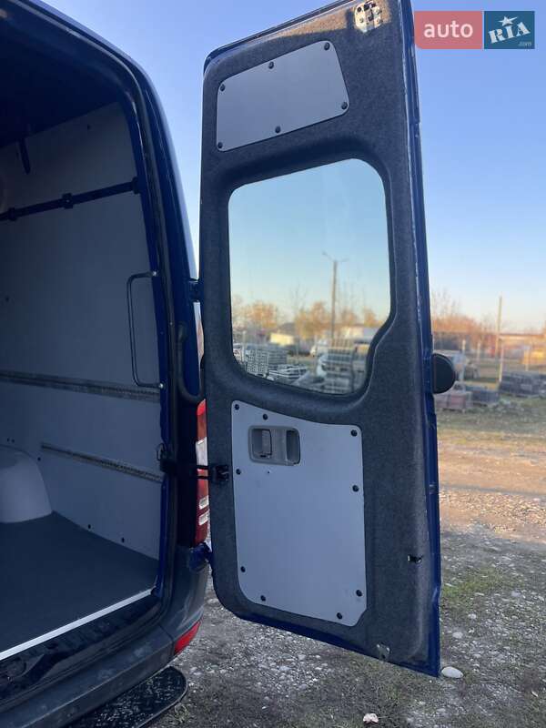 Грузовой фургон Mercedes-Benz Sprinter 2017 в Виноградове фото 15 Грузовой фургон Mercedes-Benz Sprinter 2017 в Виноградове