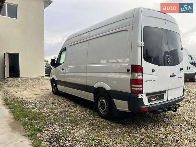 Вантажний фургон Mercedes-Benz Sprinter 2014 в Львові