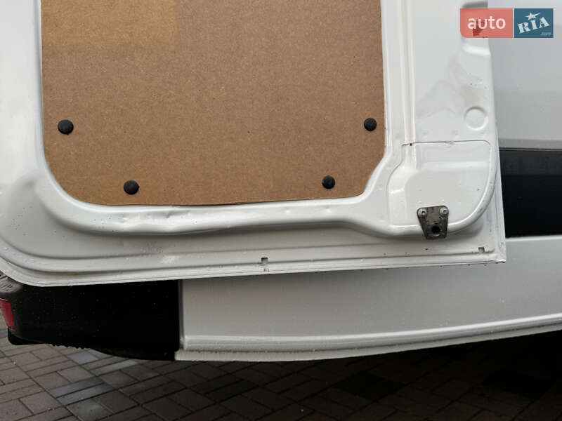Вантажний фургон Mercedes-Benz Sprinter 2014 в Іршаві фото 62 Вантажний фургон Mercedes-Benz Sprinter 2014 в Іршаві