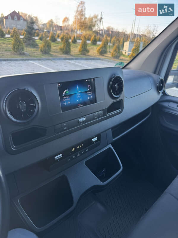 Вантажний фургон Mercedes-Benz Sprinter 2021 в Львові