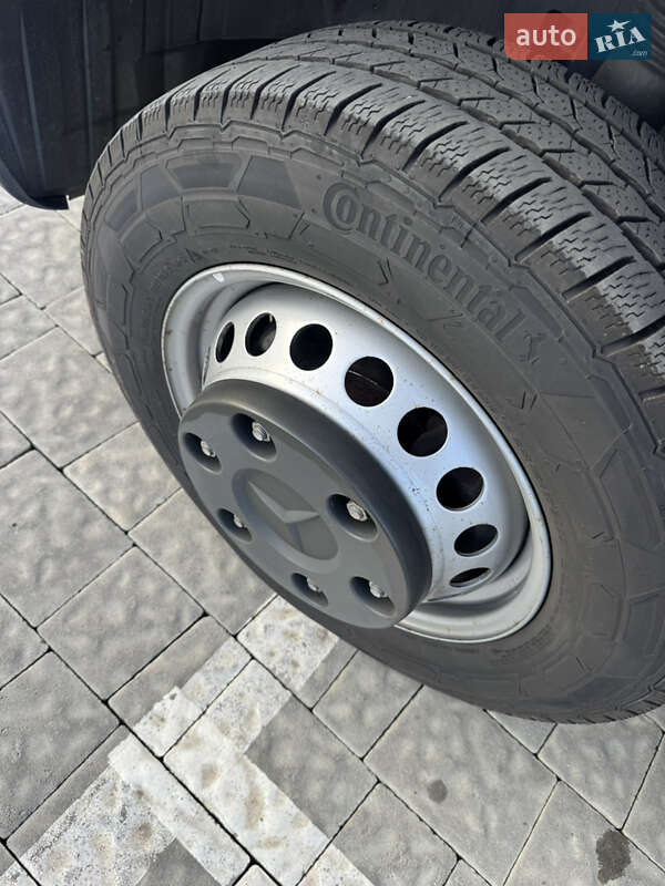 Вантажний фургон Mercedes-Benz Sprinter 2021 в Львові