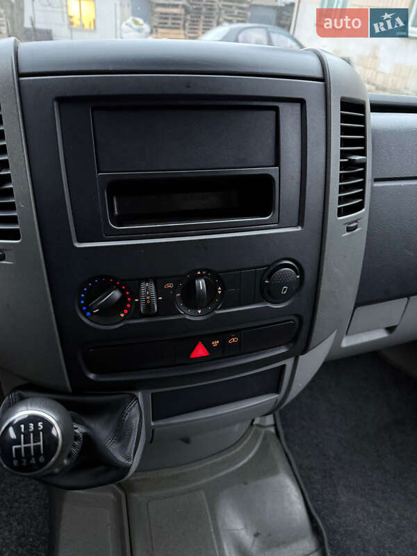 Грузовой фургон Mercedes-Benz Sprinter 2015 в Тернополе