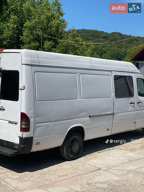 Вантажний фургон Mercedes-Benz Sprinter 2002 в Львові