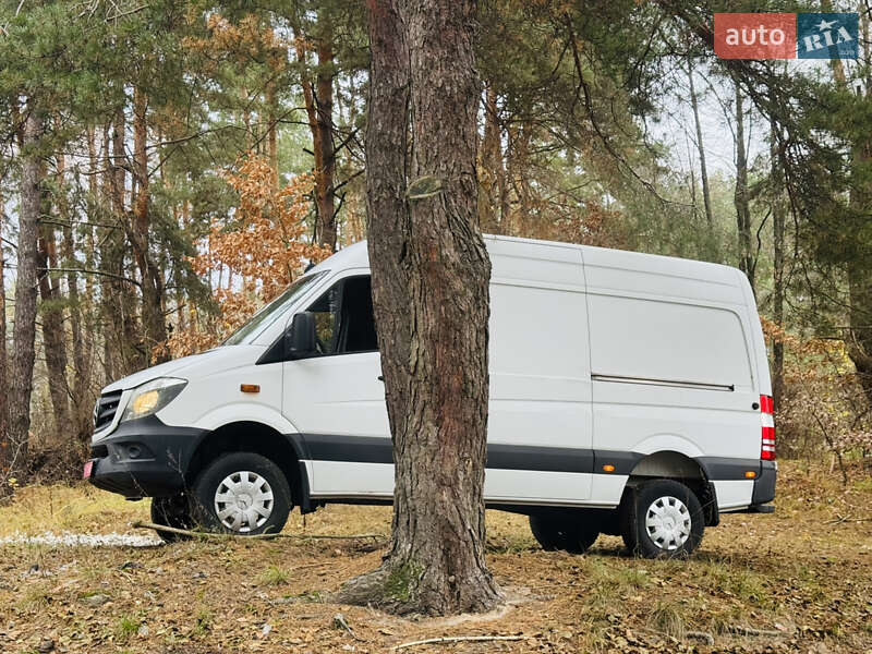 Вантажний фургон Mercedes-Benz Sprinter 2017 в Києві