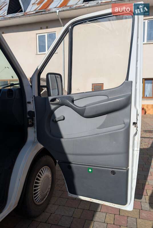 Микроавтобус Mercedes-Benz Sprinter 2002 в Мукачево фото 7 Микроавтобус Mercedes-Benz Sprinter 2002 в Мукачево