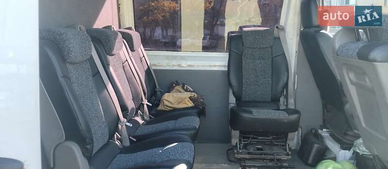 Универсал Mercedes-Benz Sprinter 2006 в Николаеве