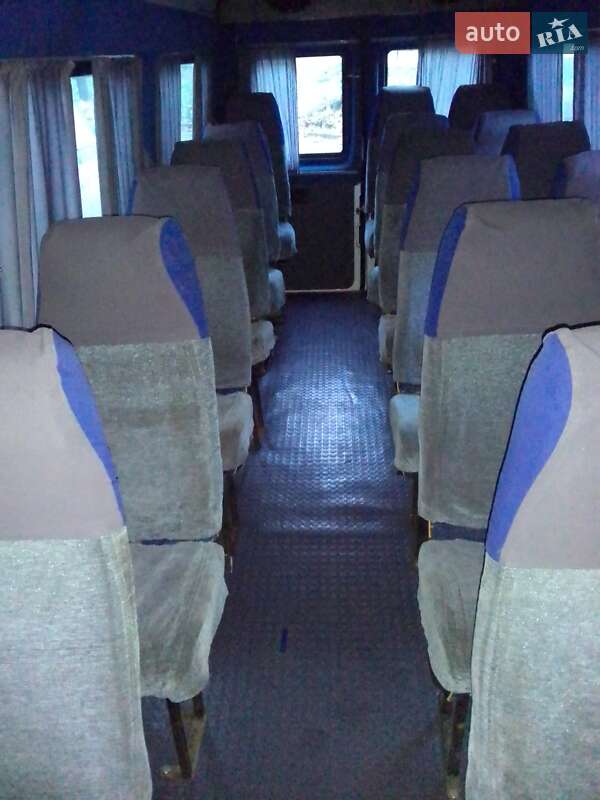 Микроавтобус Mercedes-Benz Sprinter 2003 в Николаеве фото 10 Микроавтобус Mercedes-Benz Sprinter 2003 в Николаеве